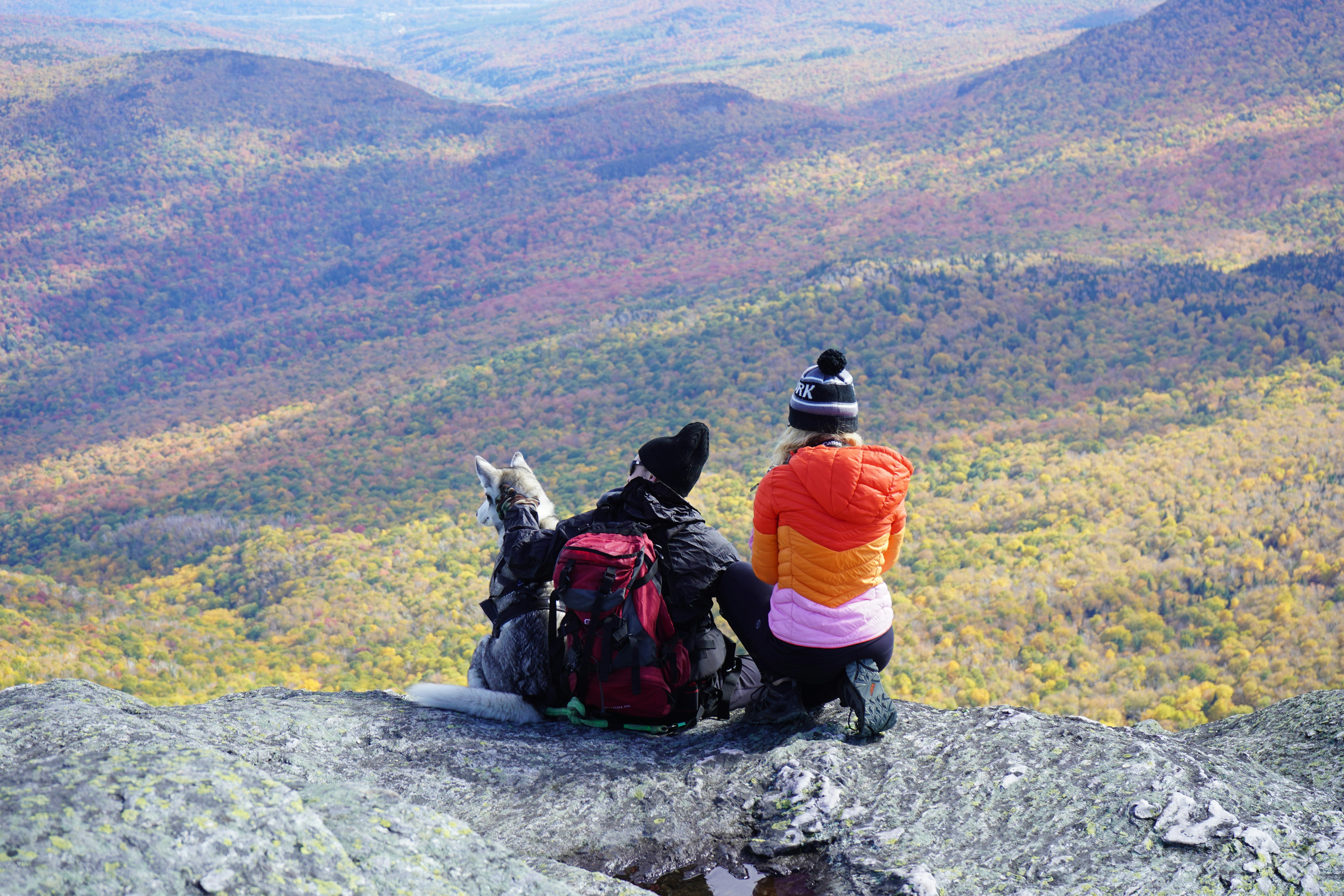 couple on cliff